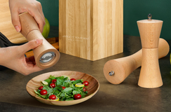 Why Wooden Pepper Mills Are a Kitchen Essential