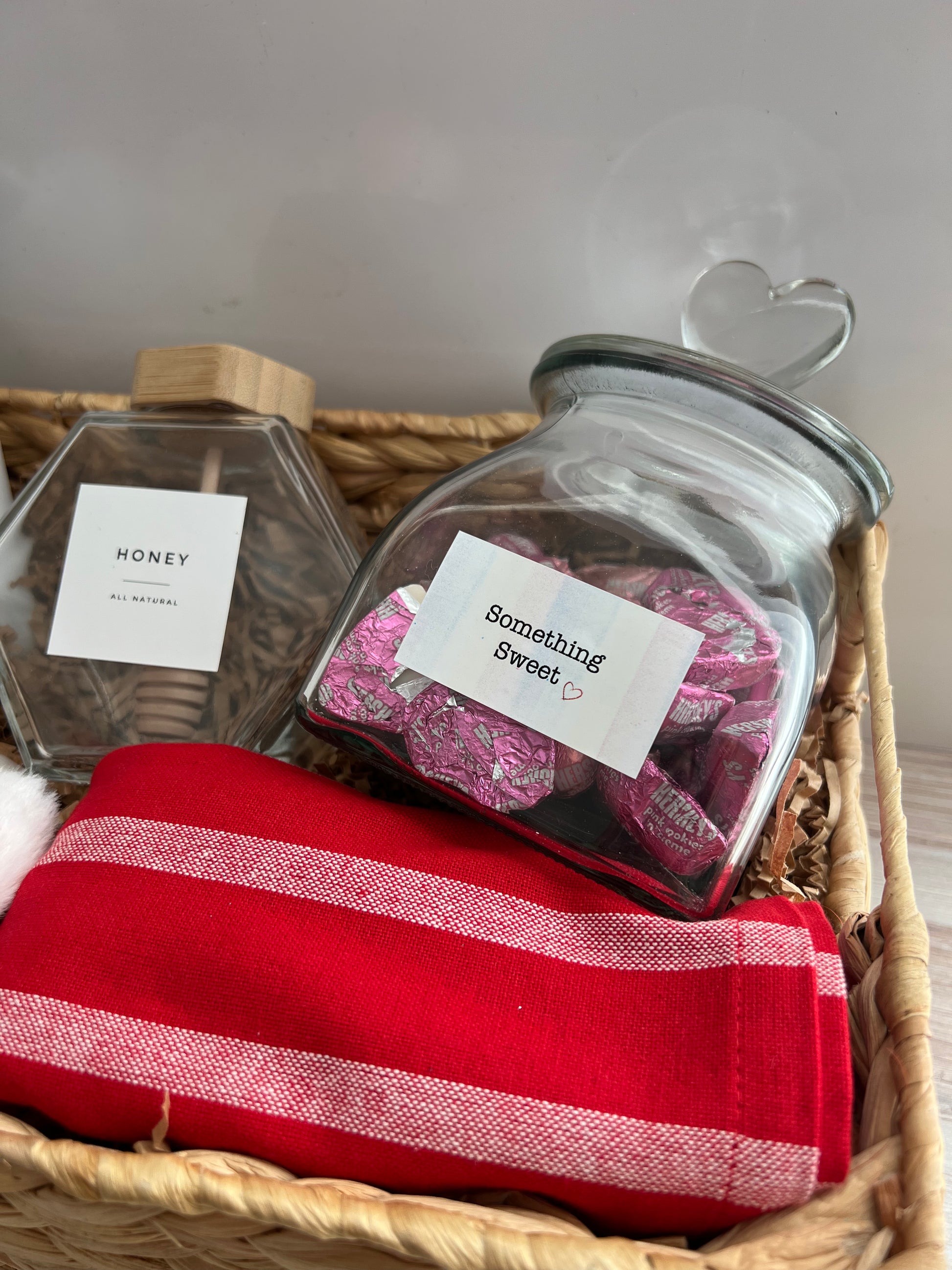 entines gift basket
